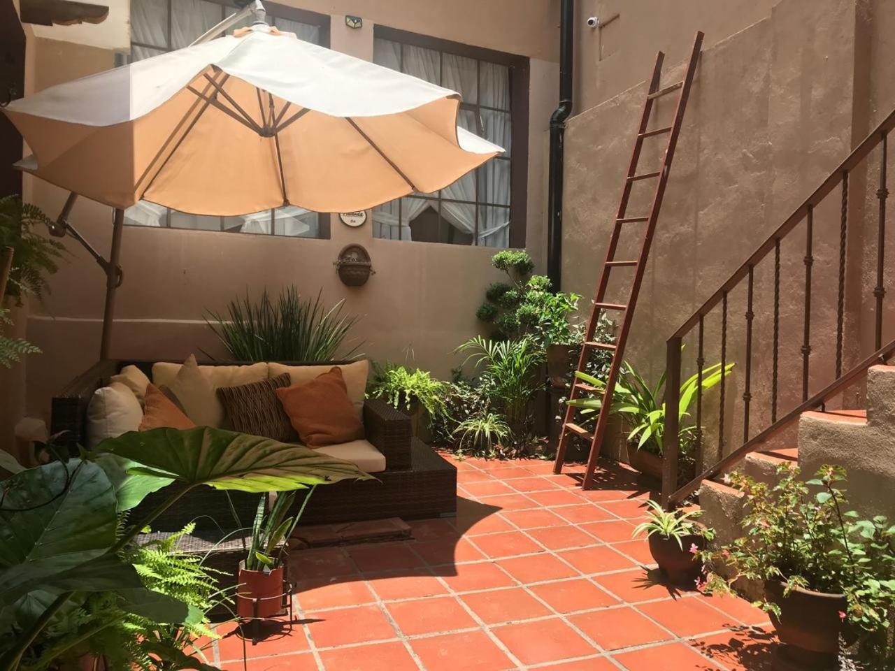 Casa De Las Escaleras パツクアロ エクステリア 写真